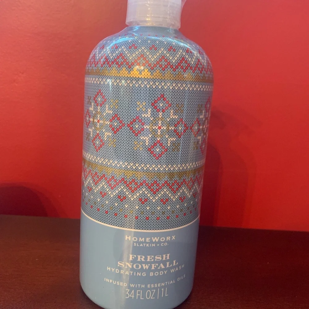 NEW, Sealed HomeWorx Slatkin & Co Fresh Snowfall Hydrating Body Wash, 34oz - Picture 2 of 3